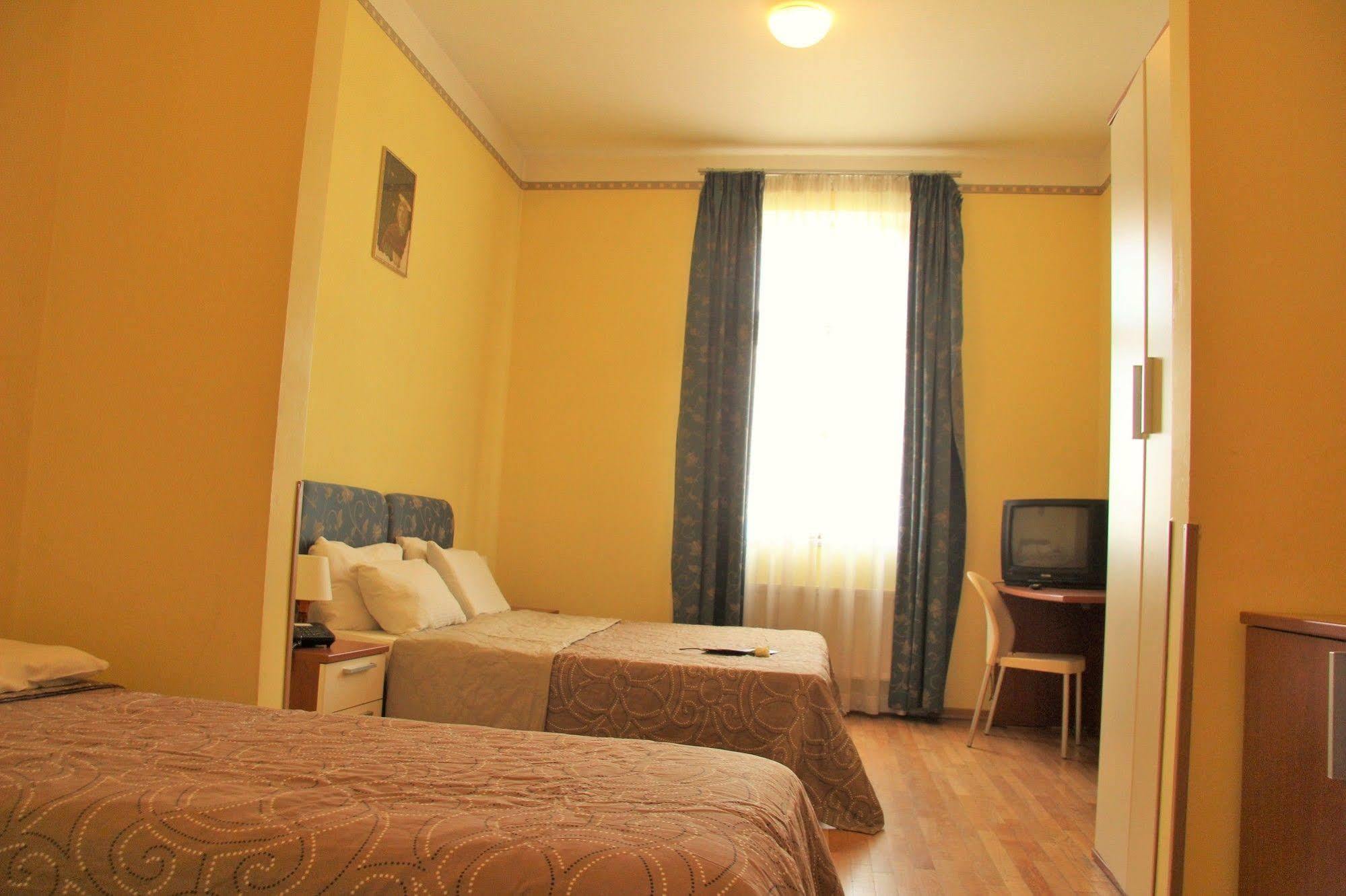 City Lounge Hotel Прага Экстерьер фото